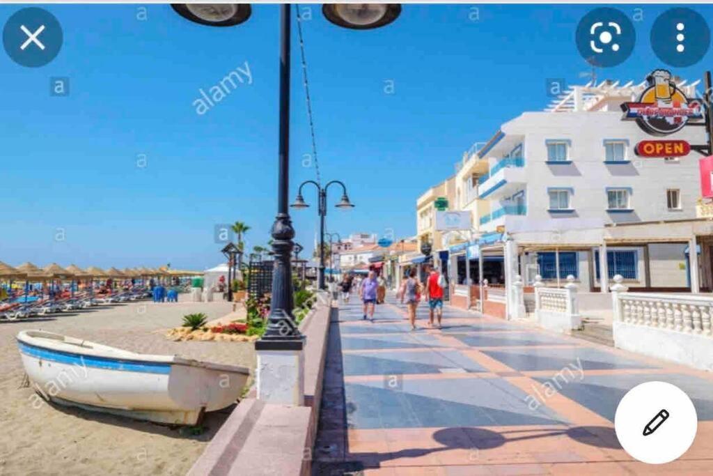 Magnifico Apartamento En La Carihuela, Torremolino Torremolinos Exterior photo
